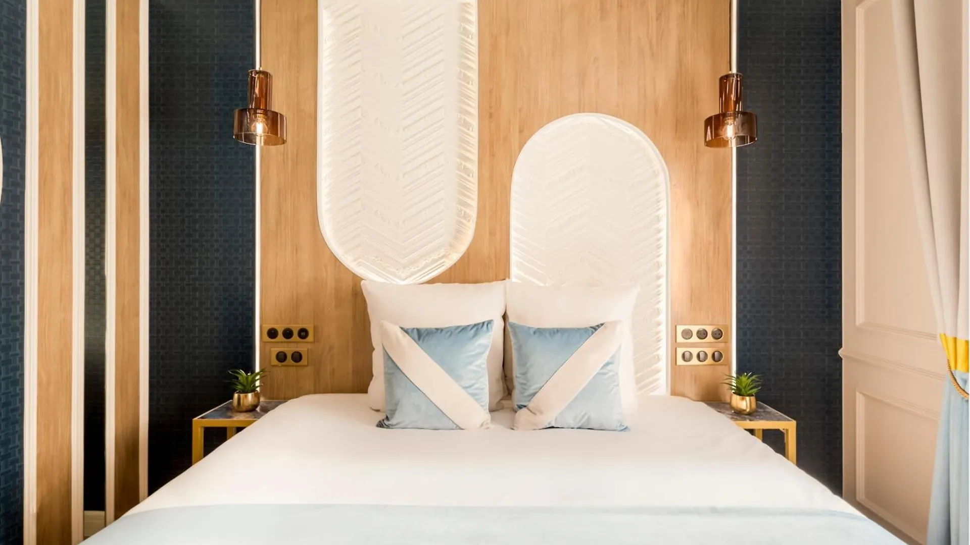 Merveil - Luxury Suite - Notre Dame - Boulangers Paris Fransa